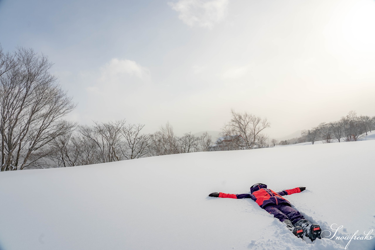 朝里川温泉スキー場　NEWイエローリフト運行開始。そして、新コースも開放間近…。今、北海道で一番“HOT”なスキー場は『ASARI』です！